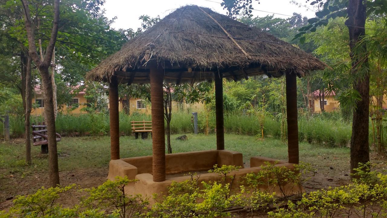 Pugmark Resort Kanha Exterior photo